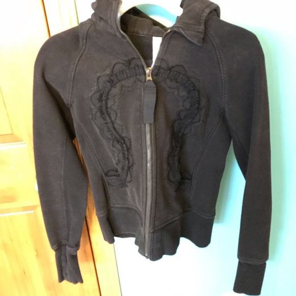 Sweatshirt - Picture 1 of 2